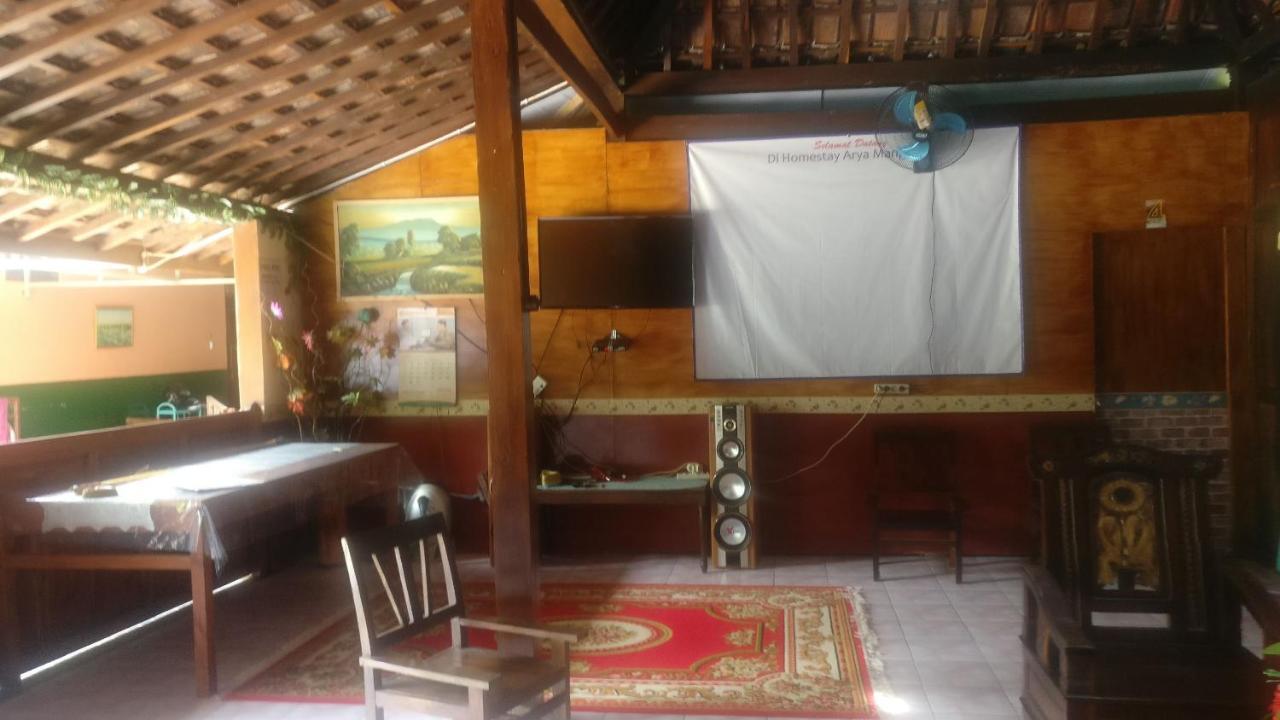 Homestay Arya Mangunan Bantul Bagian luar foto